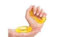 Массажер-эспандер кистевой 7 см., пара, желтый М-111 "Тривес" Массажер-эспандер кистевой 7 см., пара, желтый М-111 "Тривес"